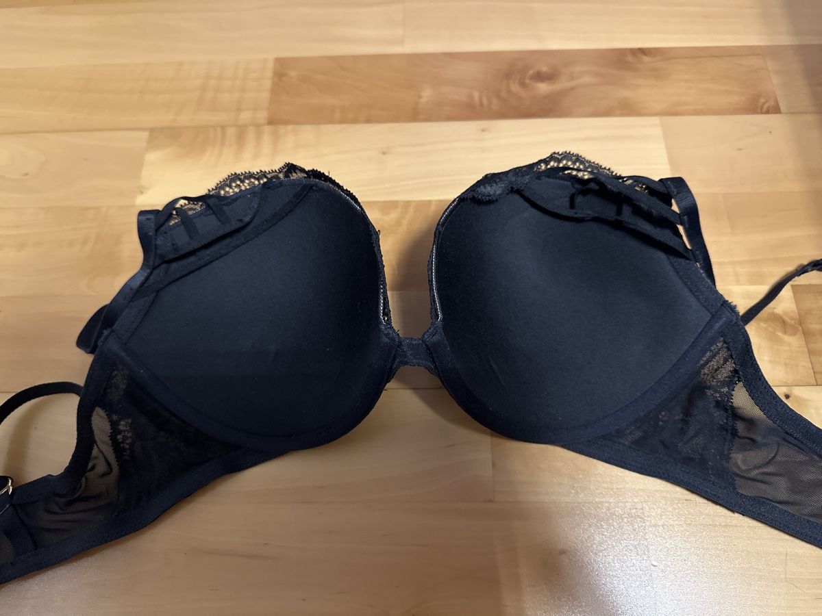 Altra biancheria intima: La Senza BH 75D schwarz/Strass – Nuovo (secondo la descrizione) da Niederhasli venduto da R__A 1