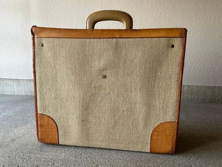 Aktenkoffer (Leine/Leder)