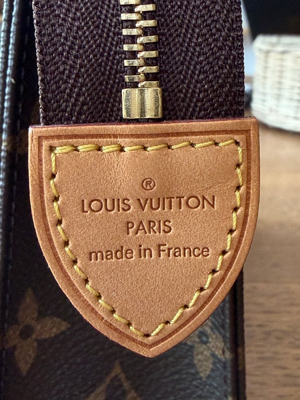 Louis Vuitton Kosmetikkoffer: Louis Vuitton Poche Toilette 19 – Neu (gemäss Beschreibung) aus Bern von ewi21 4