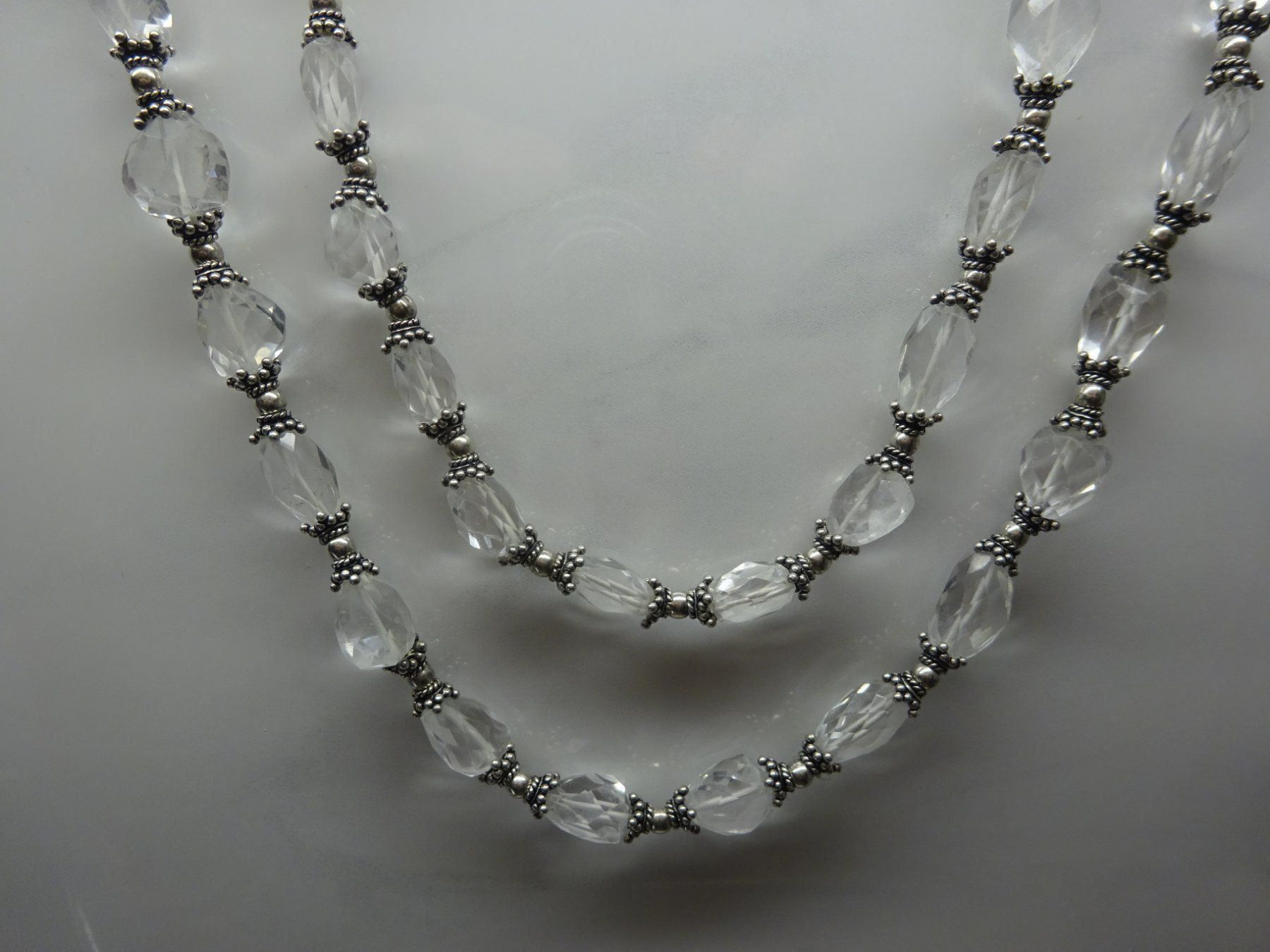Catenine: Bergkristall Kette im Rosenschliff – Usato da Esslingen venduto da FetteSchnecke 2