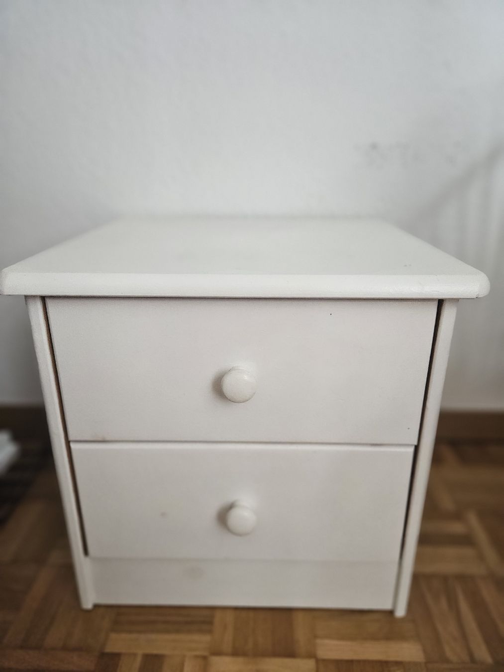 Comodini: Nachttischchen Holz weiss, ca. 45 x 45 cm – Usato da Zürich venduto da Fcannavaro