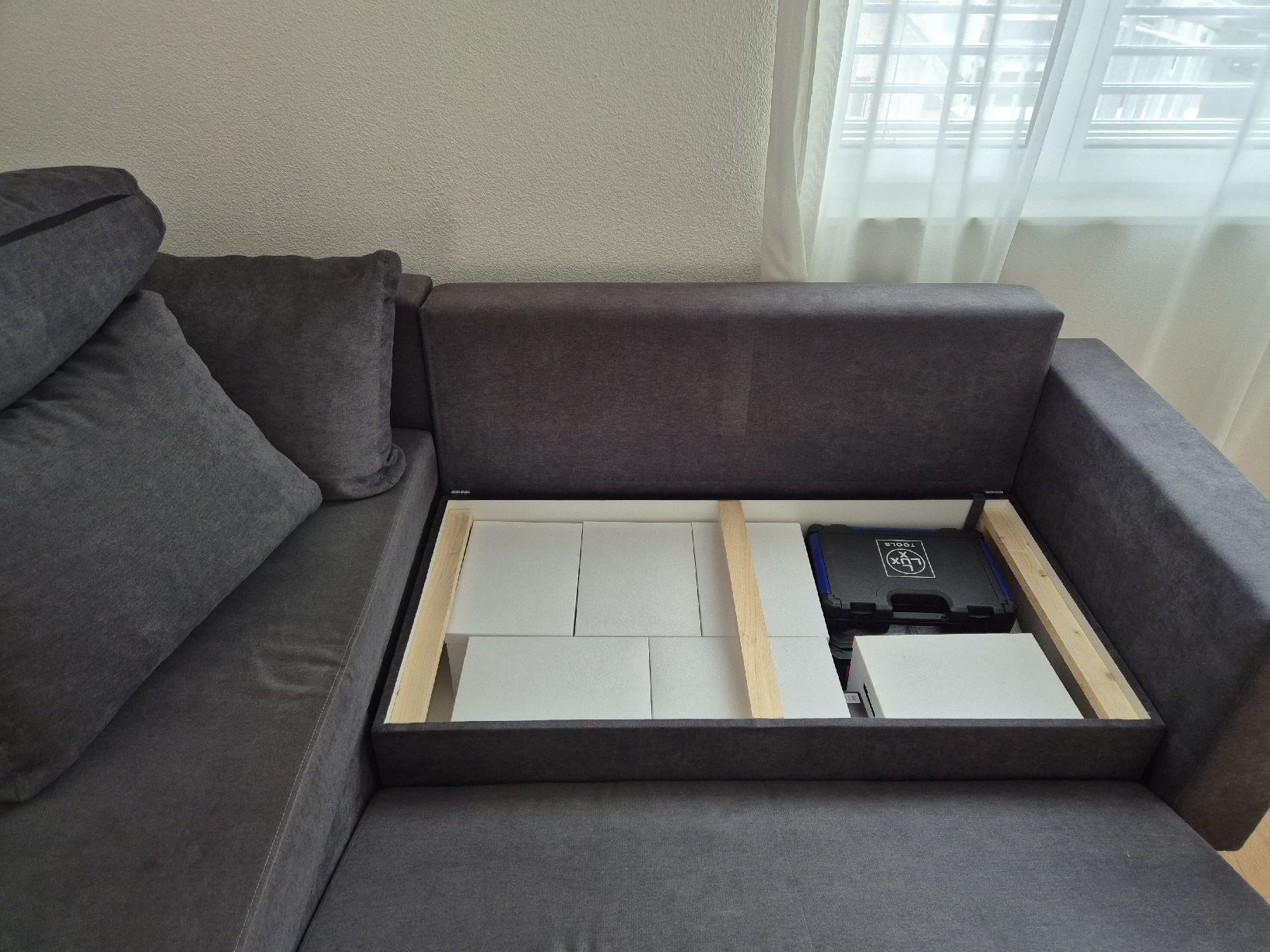 Sofas: Sofa bed with storage  – Neu (gemäss Beschreibung) aus Zürich von juanfra 2