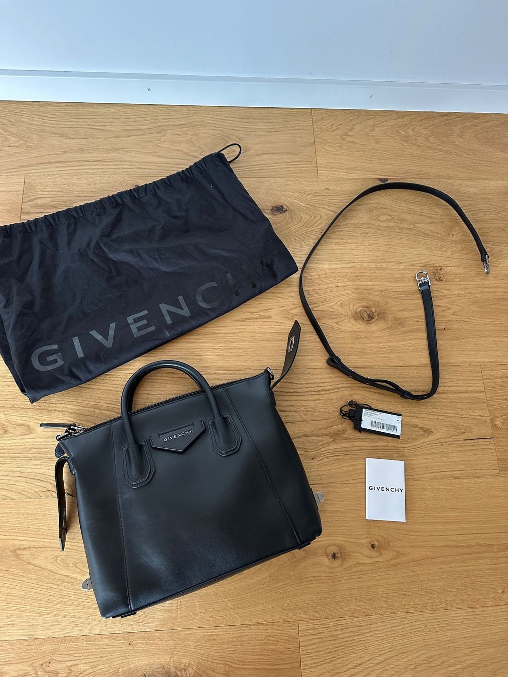 Givenchy Borse da donna: Givenchy Antigona Small soft – Nuovo e nell'imballaggio originale da Zug venduto da mel_kyra