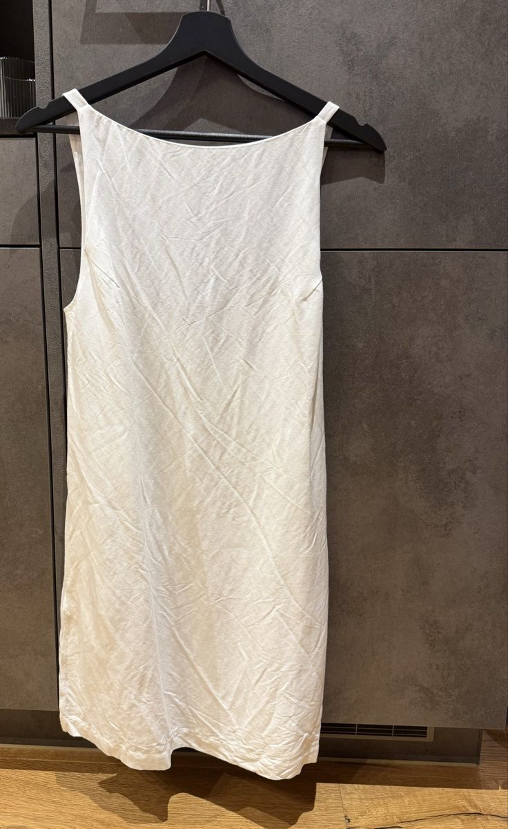 Massimo Dutti Robes: Weisses Leinenkleid von Massimo Dutti – Neuf (Voir description) à St.Gallen par vivi___