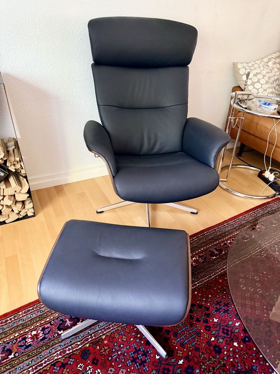 Poltrone: Conform Relaxsessel mit Hocker in edler Optik – Nuovo (secondo la descrizione) da Winterthur venduto da Bertella