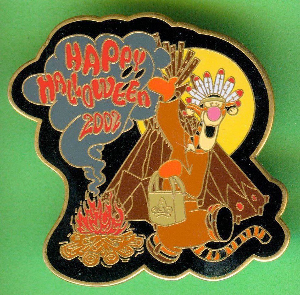 Disney Placchette & Badge: DISNEY  TIGGER  Happy Halloween 2002 – Usato da Winterthur venduto da Sammleroase
