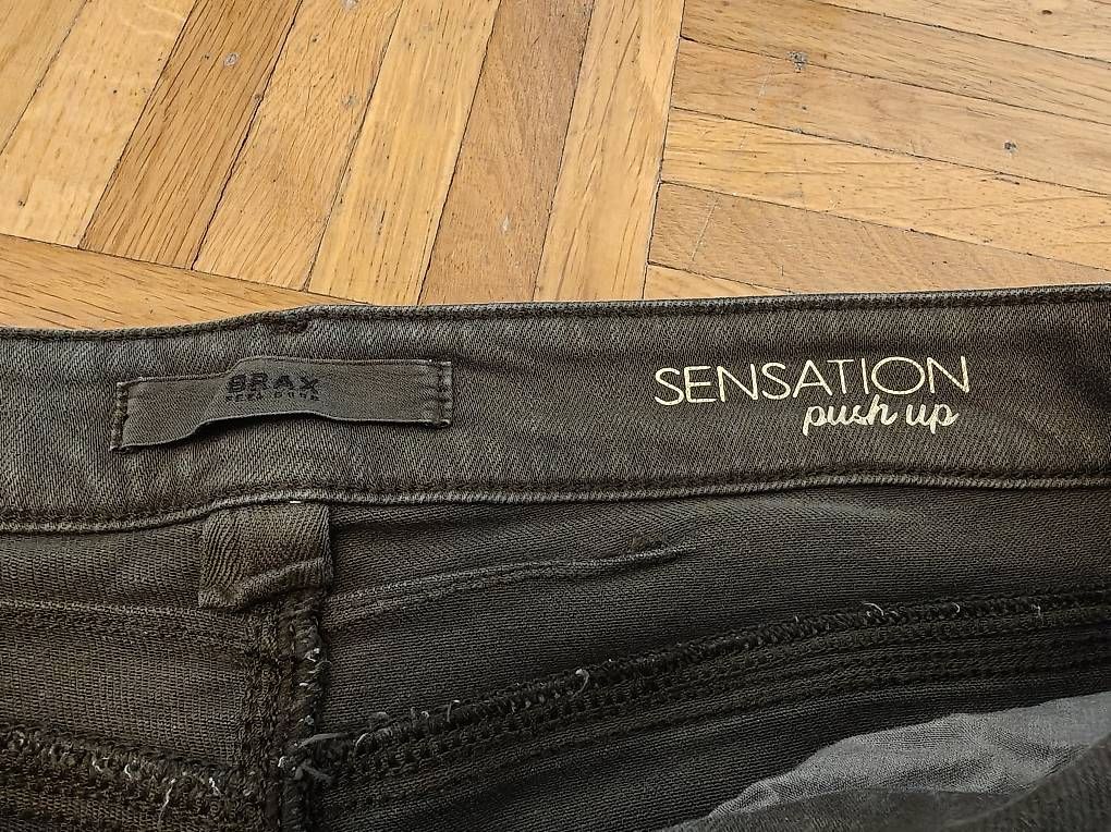 Brax Jeans: Brax Hose, Grösse 40L – Gebraucht aus Samedan von t_p_8nvs 4