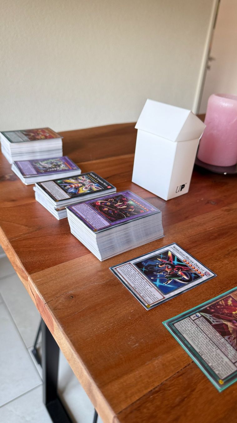 Yugioh Carte collezionabili: Yugioh Karten und Decks – Usato da Buus venduto da winona.lanz 2