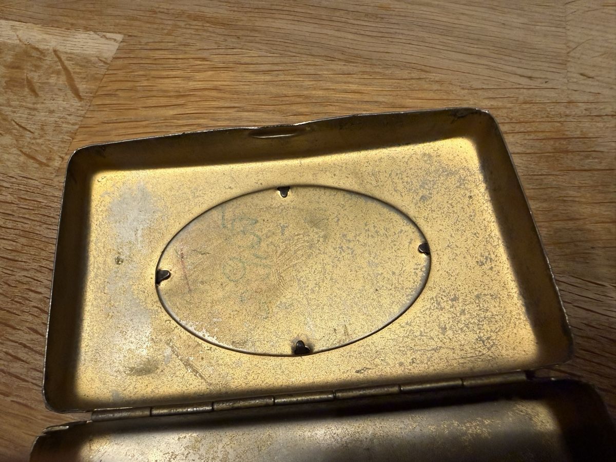 Altri Prodotti per fumatori: Alte Dose. Zigaretten Etui oder Seifen Dose? – Usato da Goldach venduto da Messerguru 6