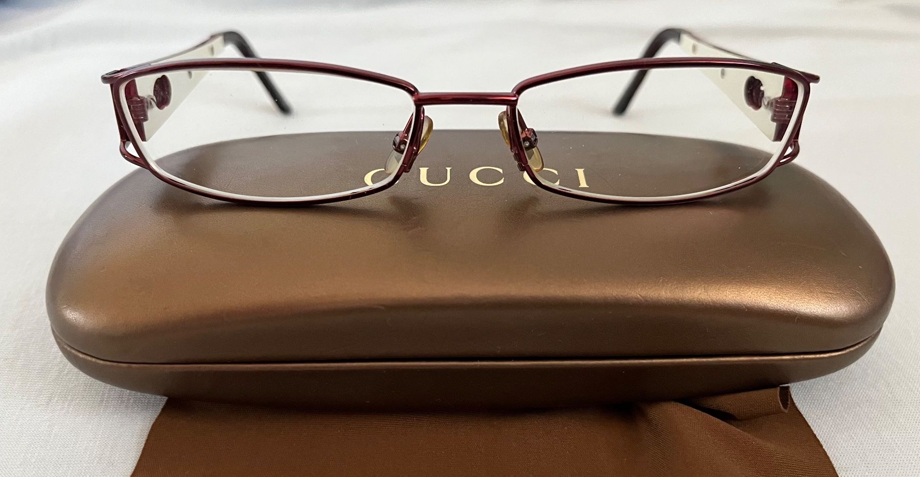Gucci Occhiali & Lenti: Monture de lunettes vintage Gucci – Usato da Le Crêt-p-Semsales venduto da staglione69