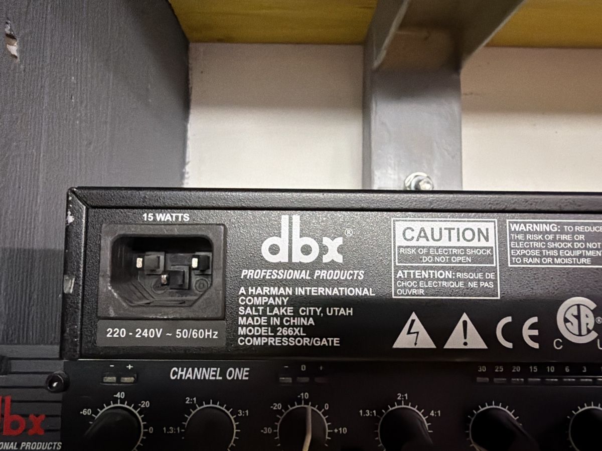 Dbx Equalizzatori: dbx 266XL Compressor Gate Stereo Doppio Canale  – Usato da basel venduto da Swiss._.1978 3