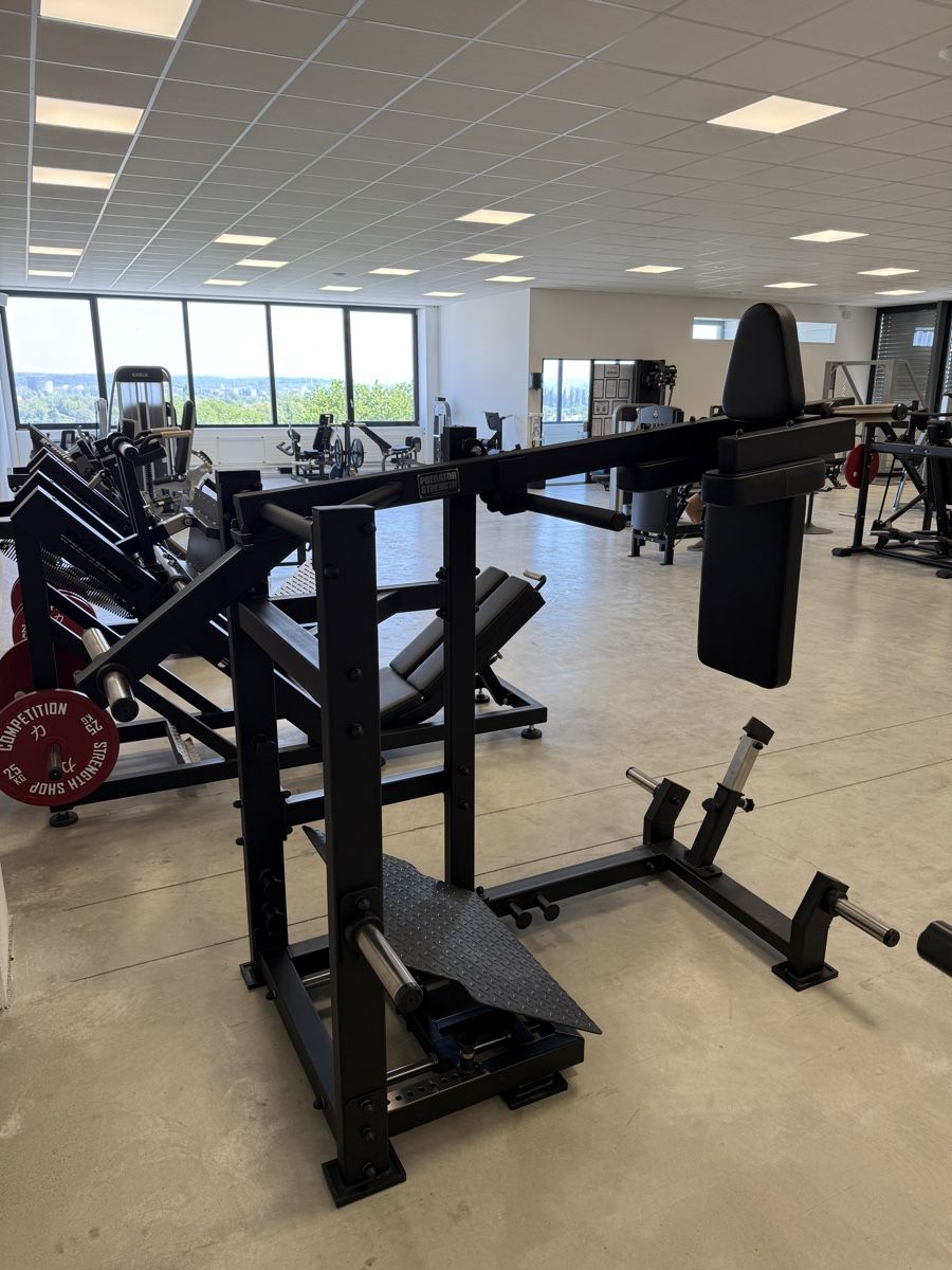 Vélos d'appartement: PREDATOR STRENGTH Pendulum Squat – Neuf (Voir description) à Tägerwilen par chris.haller 1
