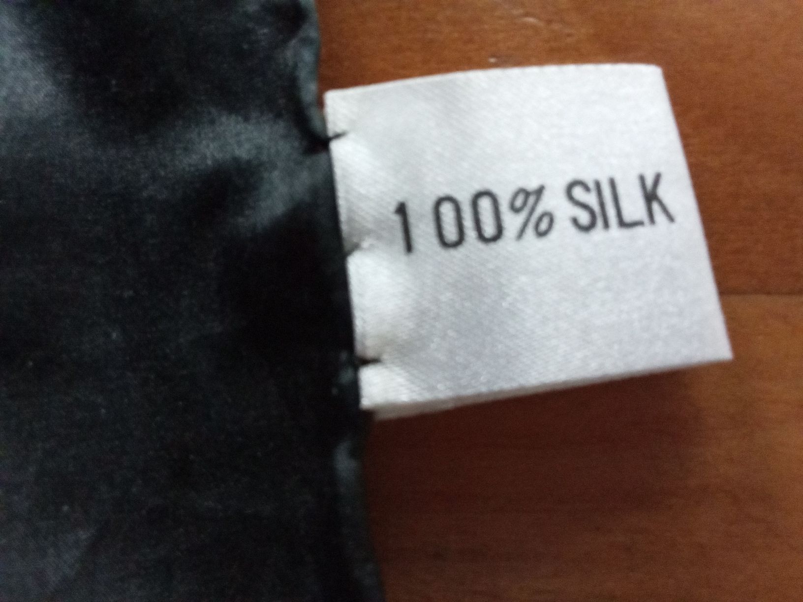 Foulards, Tücher & Schals: SEIDEN FOULARD  – Gebraucht aus Muri BE von Alk 1