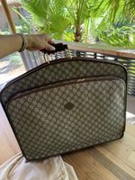 Gucci garment beg