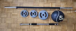 KRAFTTRAINING AUSRÜSTUNG