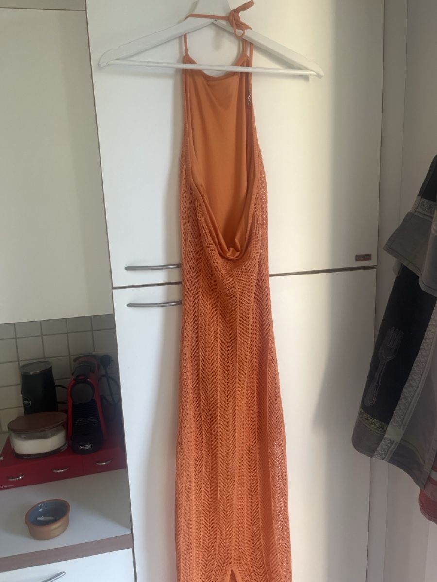 Guess Kleider: Abito Guess nuovo  – Gebraucht aus Etoy von rom_r8cx 1