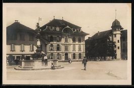 AK Zofingen, Strassenpartie mit Brunnen