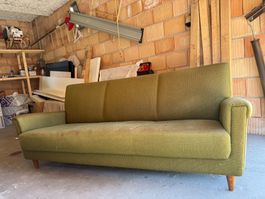 Altes Sofa - Designstück midcentury?