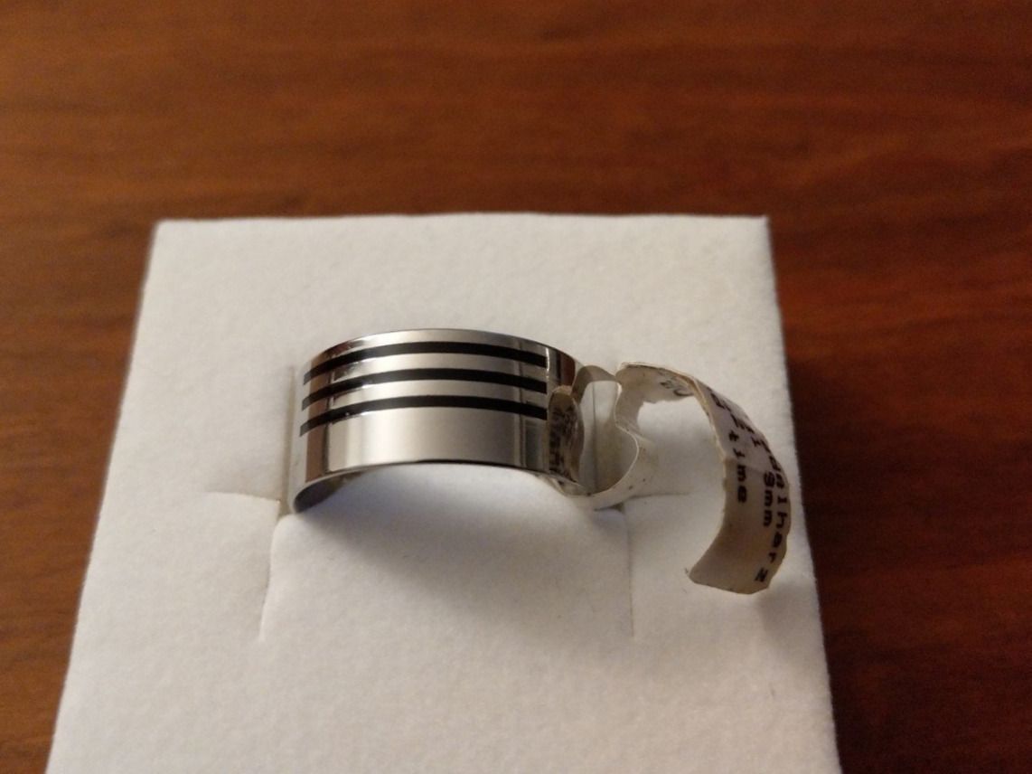 Anelli: Ring Stahl mit Edelharz – Nuovo e nell'imballaggio originale da Köniz venduto da Kakadu22