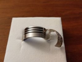 Ring Stahl mit Edelharz