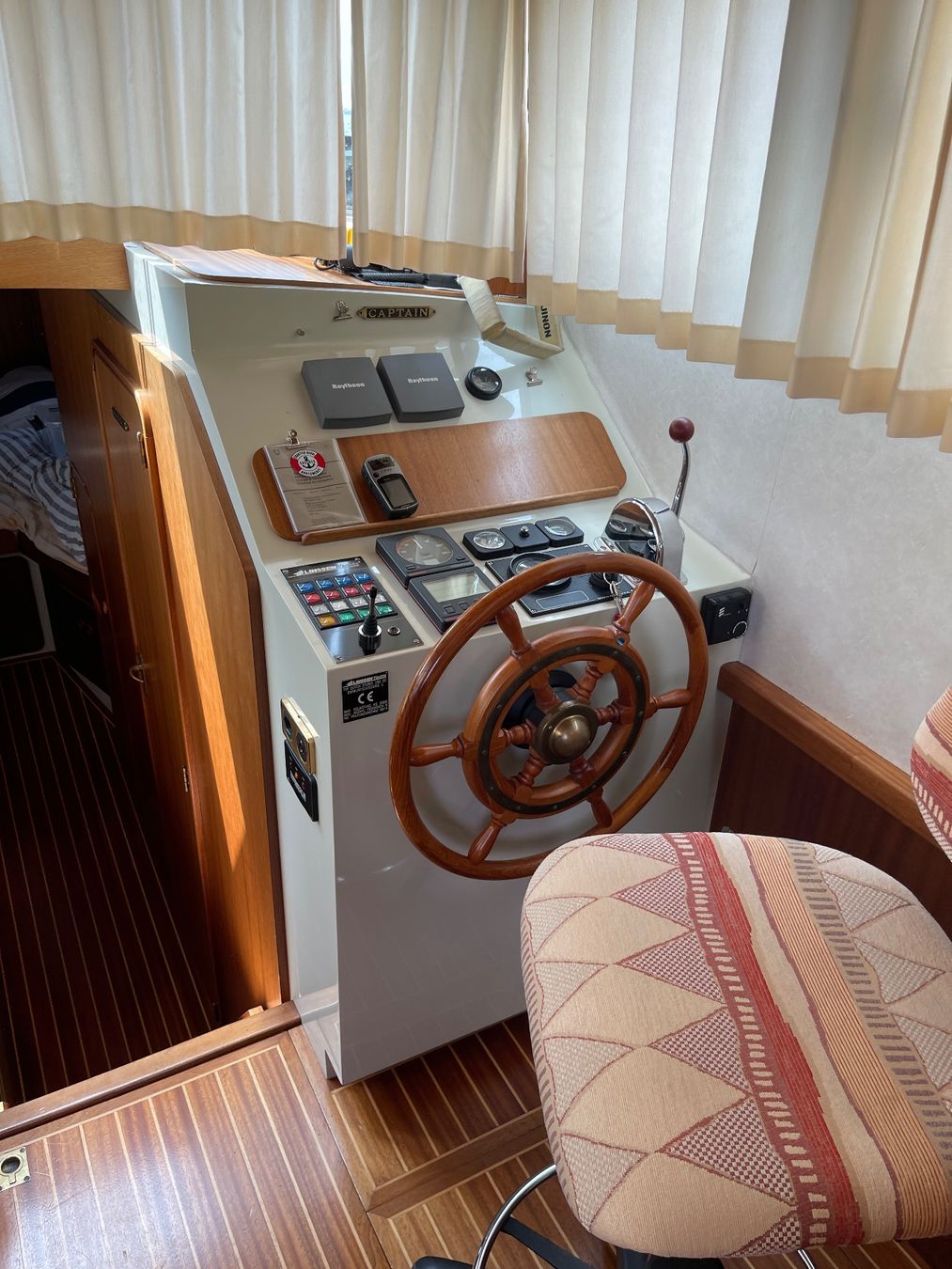 Linssen Barche: Linssen 260 OC Motoryacht – Usato da Biel/Bienne venduto da joranbiel 1