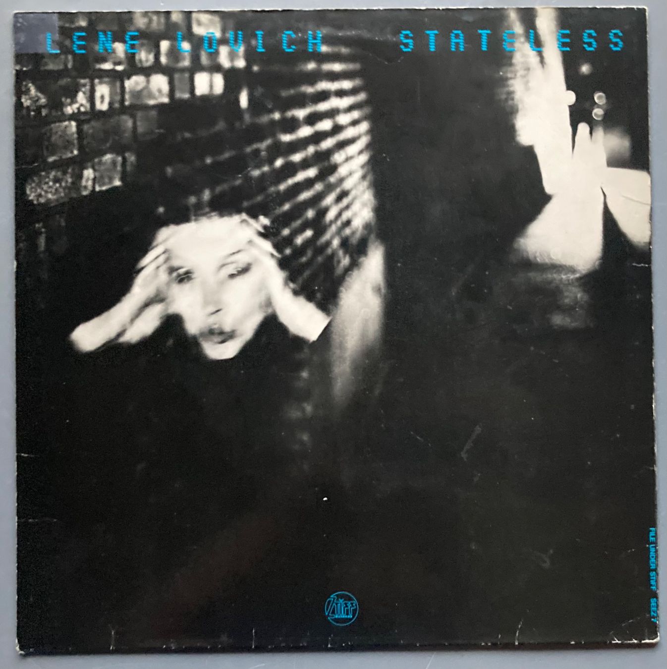 Vinyles: LENE LOVICH - STATELESS – D'occasion à Poliez-Pittet par Newtown-Records 1