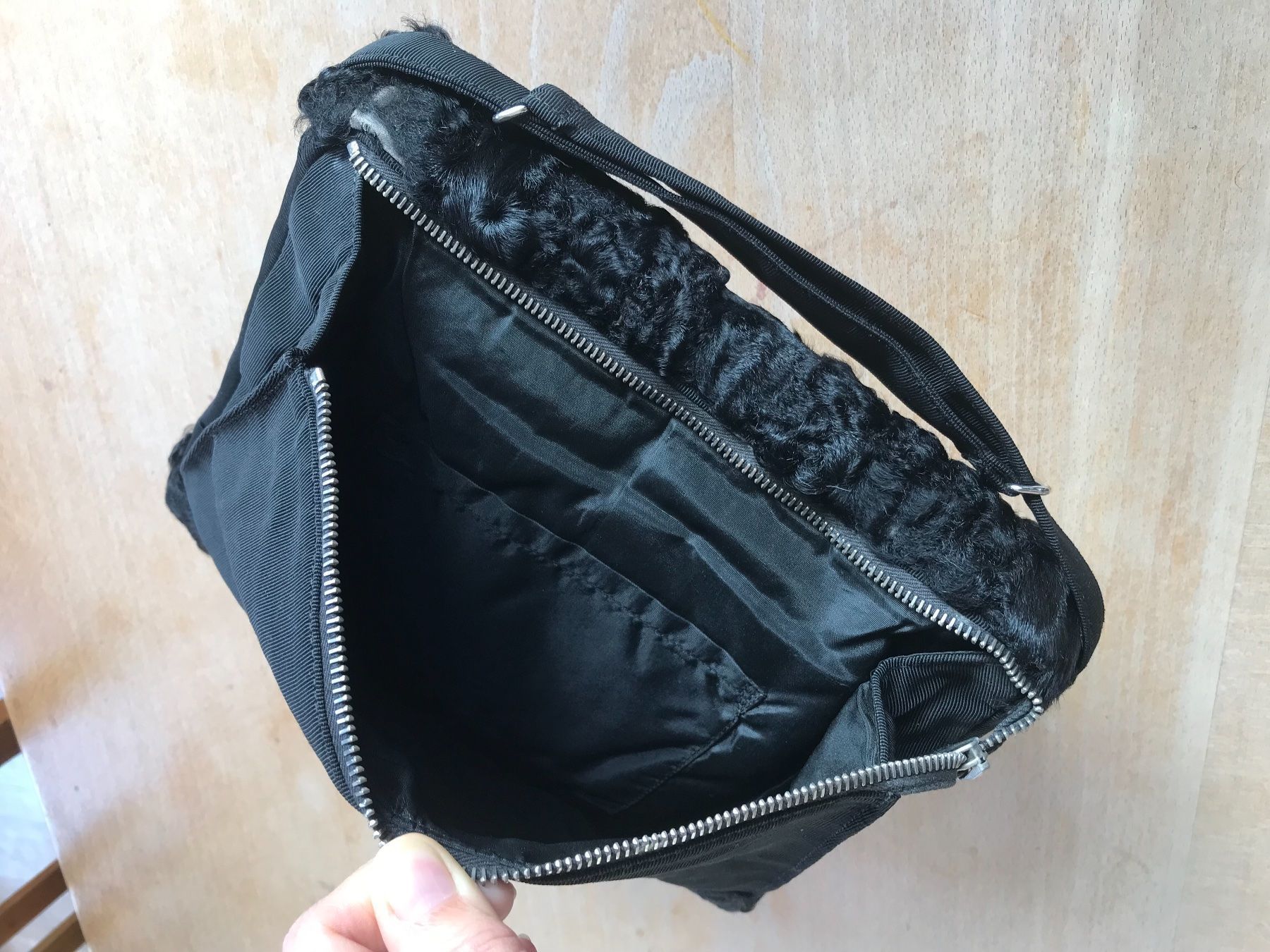 Borse da donna: Antike Muff-Tasche, Persianerfell – Usato da Hittnau venduto da Noppi 3