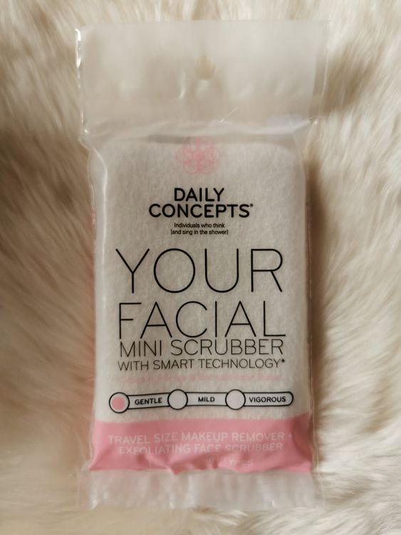 thumbnail interactive-video image 1 of DAILY CONCEPTS Facial Mini Scrubber - Gentle Exfoliating Tool For Sensitive Skin 1 of 10