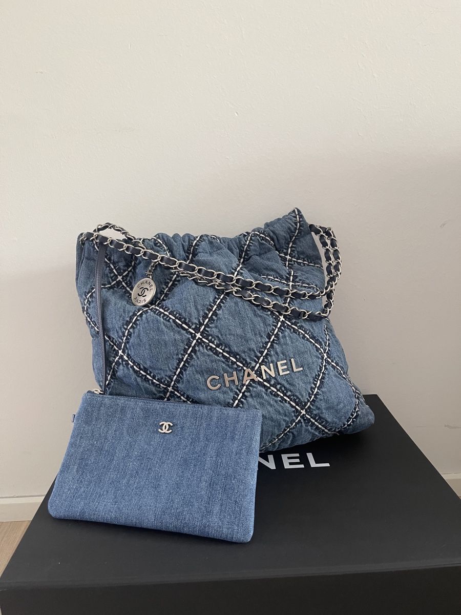 Chanel Borse da donna: Chanel 22 Denim medium Bag Full Set – Usato da Nyon venduto da My_wardrobe 2