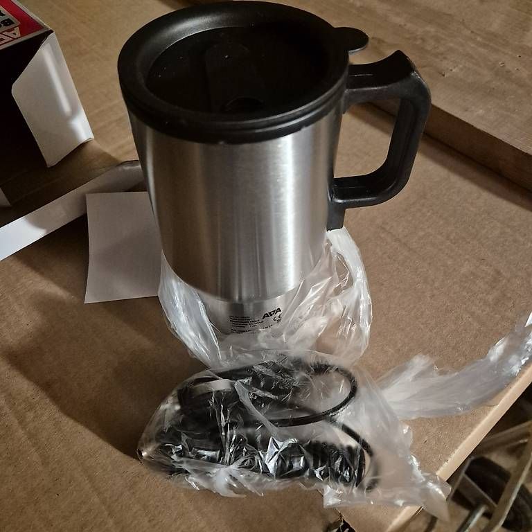 Tassen: Heiztasse 12v  – Gebraucht aus Münchwilen TG von Gearbox69
