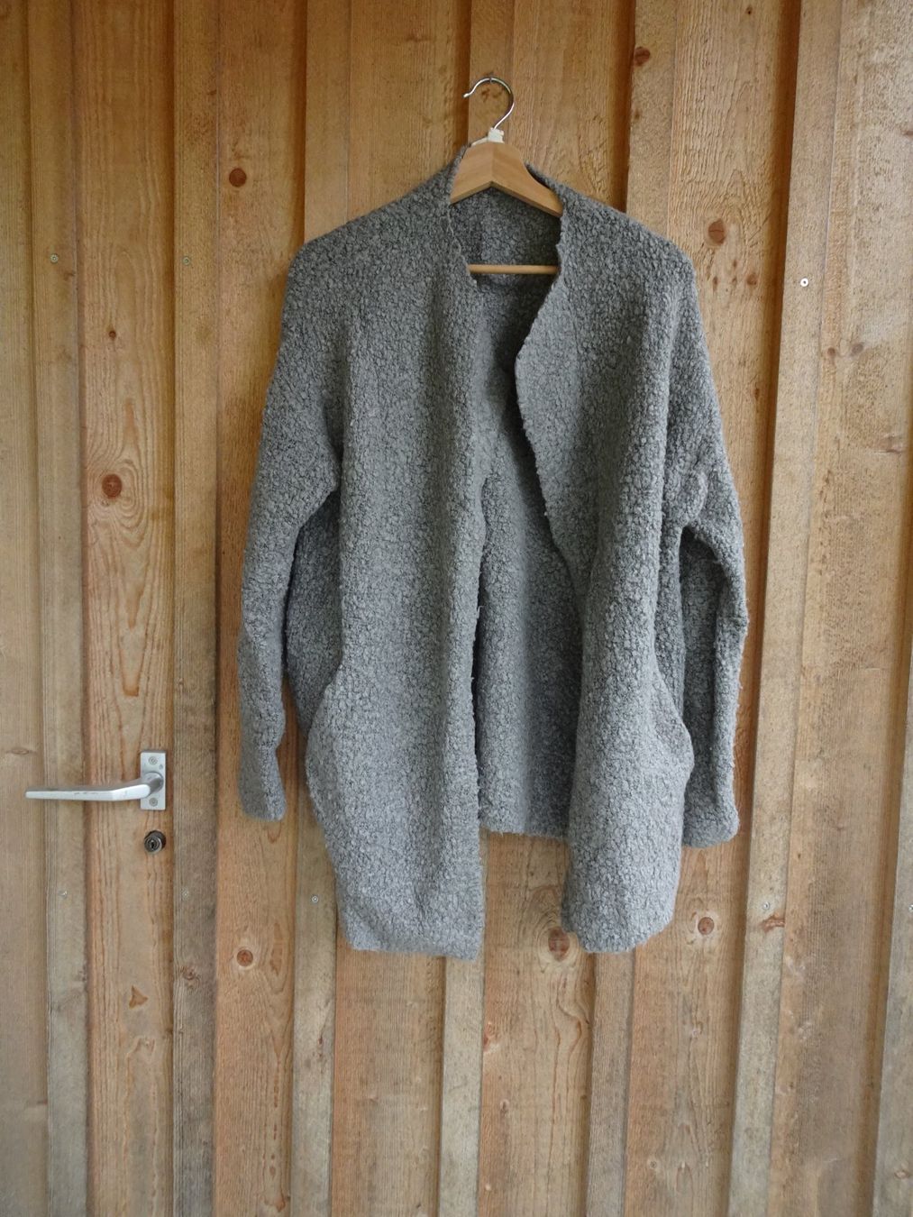 Esprit Jacken: Kuschelige Strickjacke von Esprit Gr. S - 42585 – Gebraucht aus Küssnacht am Rigi von Good4Deckeli