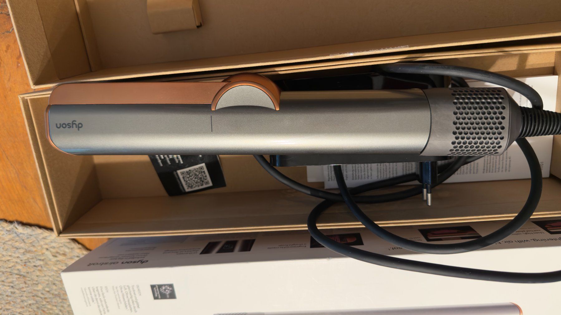 Dyson Sèche-cheveux: Dyson Airstrait Top Zustand – D'occasion à Grabs par Milmo-MW 2