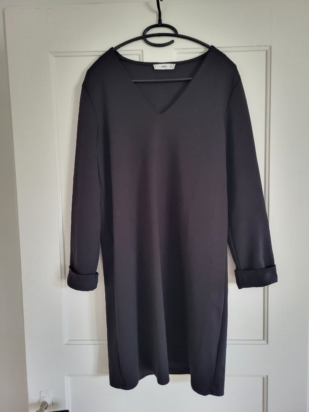Mango Kleider: Kleid Mango schwarz, Gr. M – Neu (gemäss Beschreibung) aus St.Gallen von Einstein87