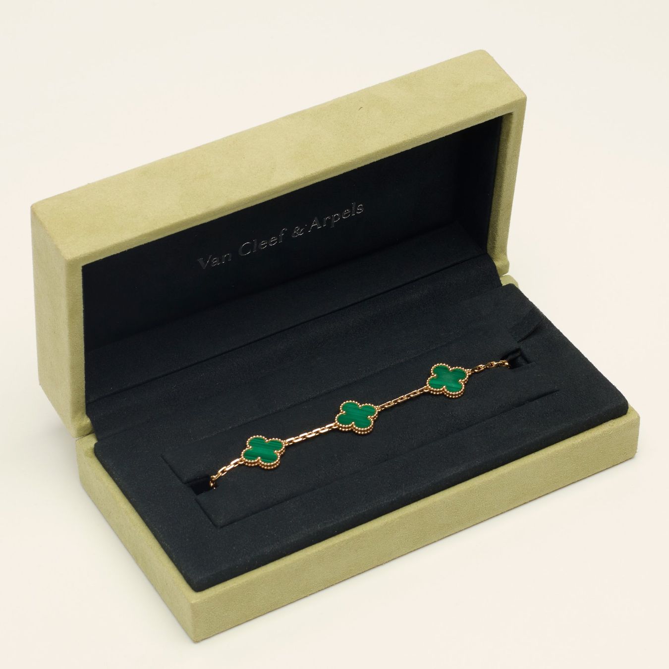 Van Cleef Bracciali & Braccialetti: Authentique Bracelet VAN CLEEF ARPELS Alhambra FULL SET – Nuovo (secondo la descrizione) da Carouge GE venduto da TLD 5