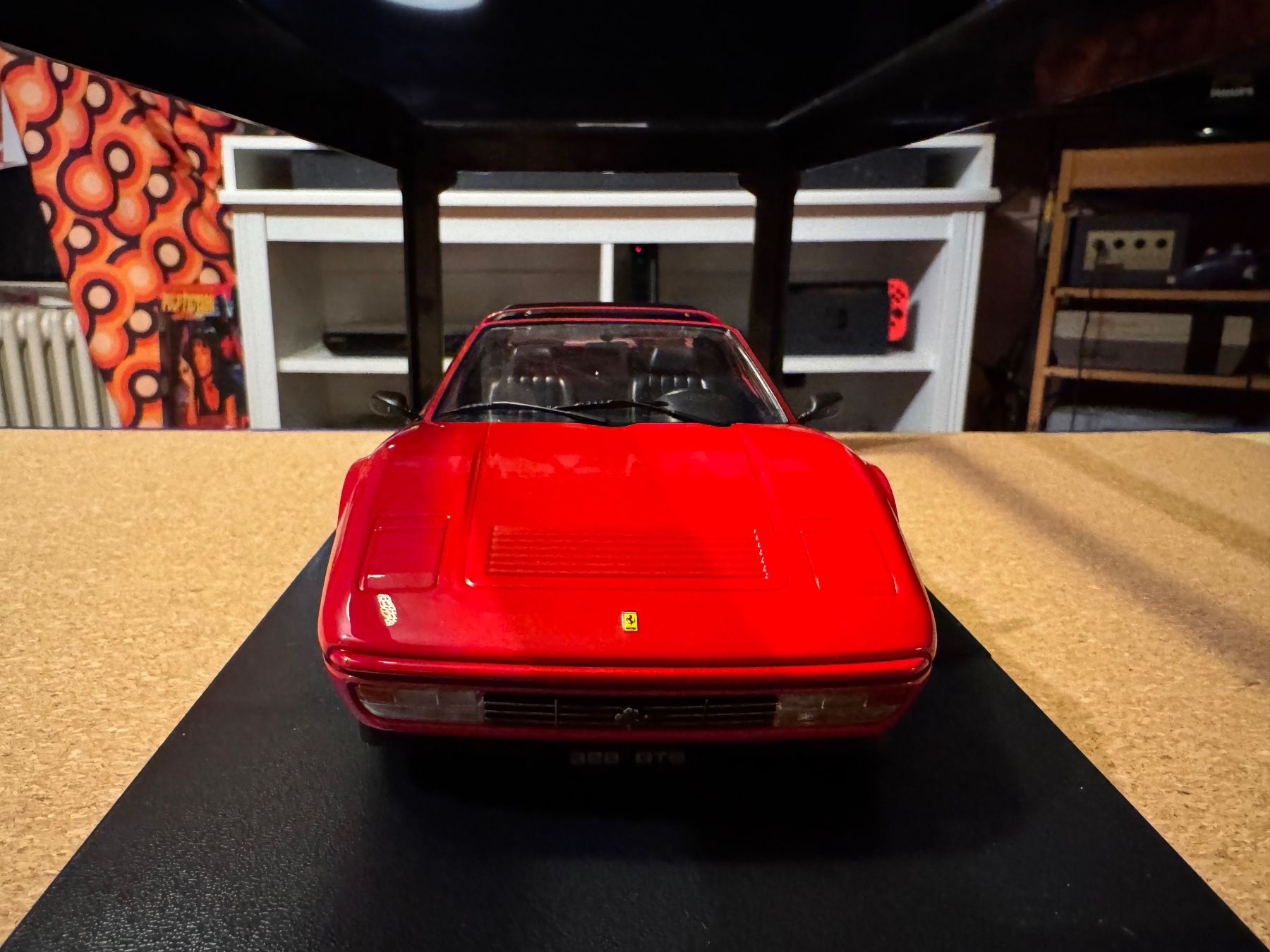 Ferrari Modellini d'auto: Ferrari 328 GTS 1985 1:18 – Nuovo e nell'imballaggio originale da La Russille venduto da Romain5100 3
