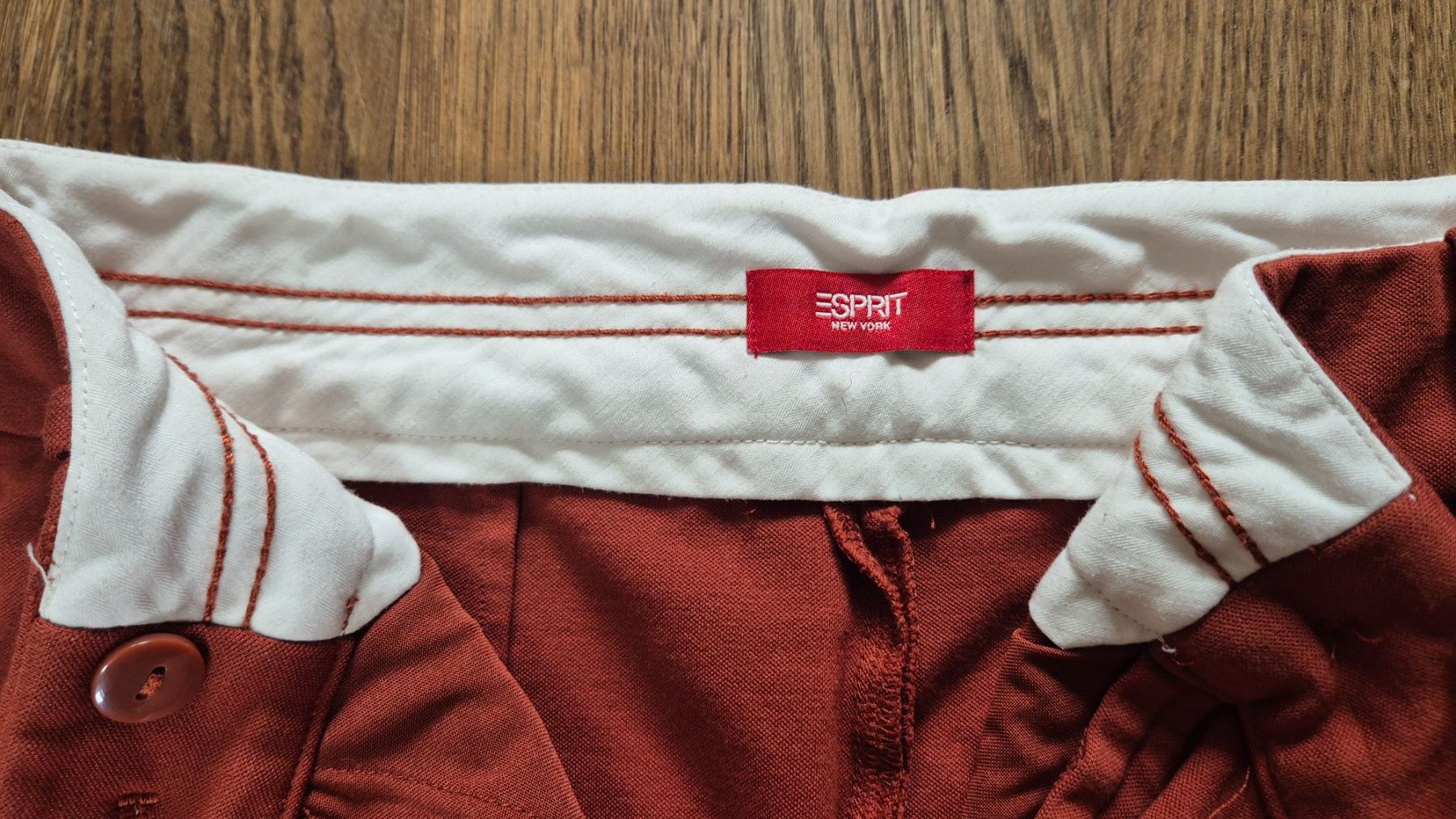 Esprit Pantaloni: Rust business trousers Esprit size 34 – Usato da Zürich venduto da monadiederich 2