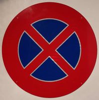 Halteverbot-Schild