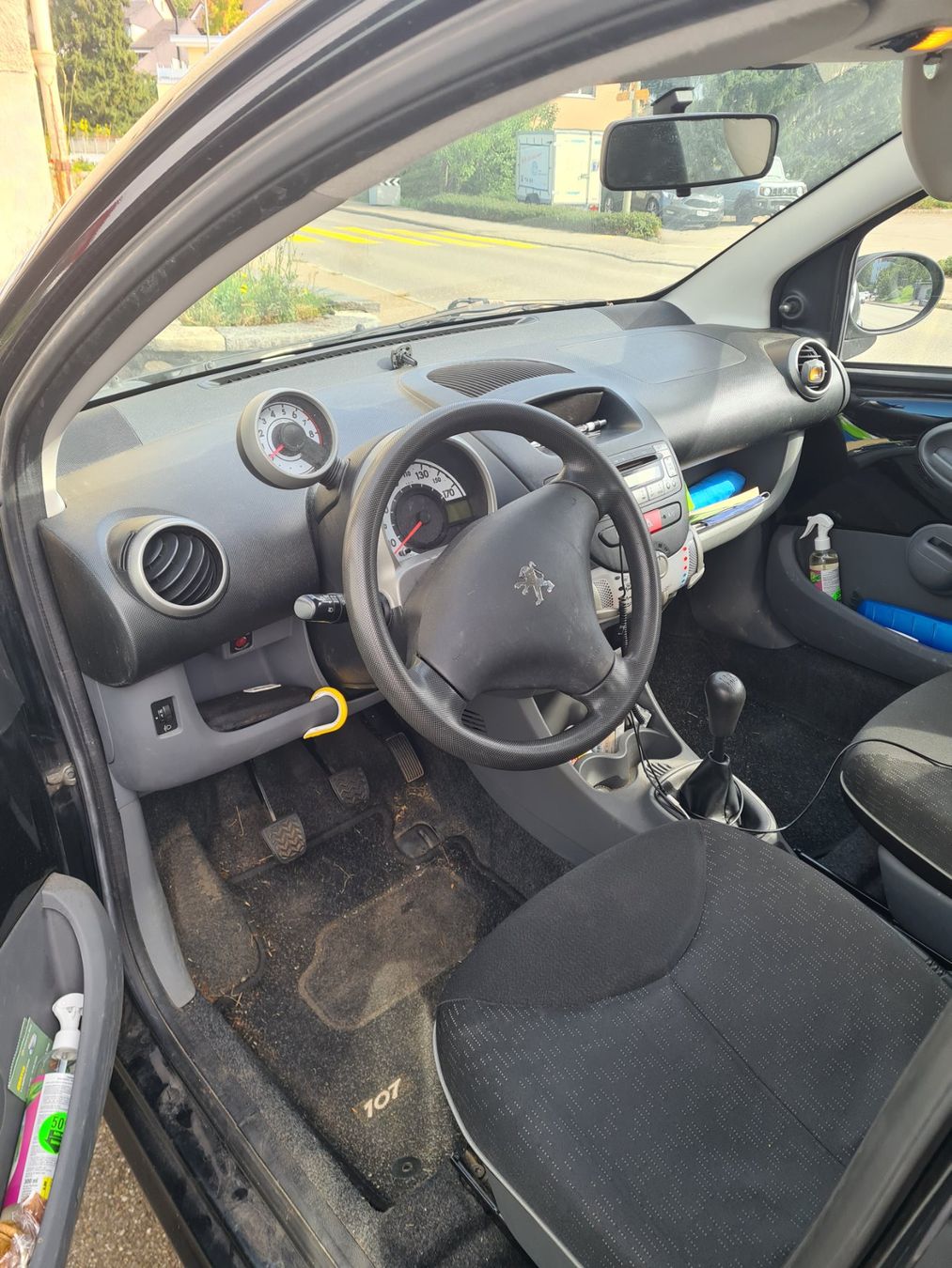 Peugeot Automobili: Peugeot 107 1.01 – Usato da Bäretswil venduto da WamoNeu 4