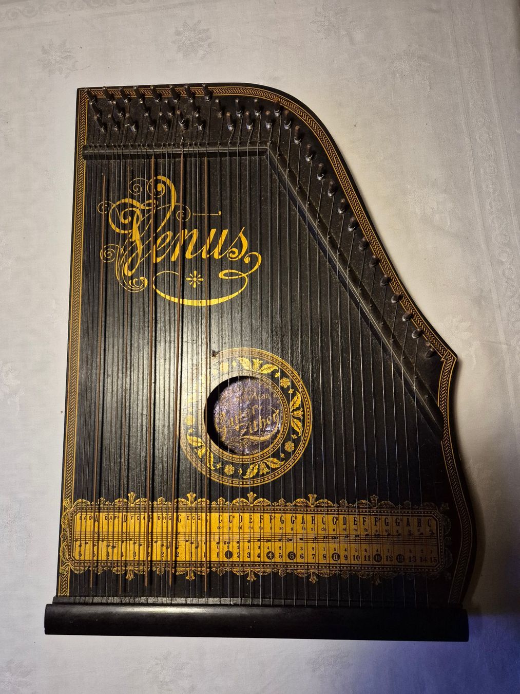 Strumenti musicali: Antike Zither – Usato da Hasle b. Burgdorf venduto da Spitzohr