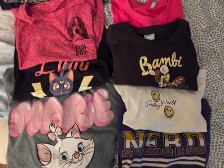👕 T-Shirt Paket Damen – 7 Stück – Disney & Prints Paket mit
