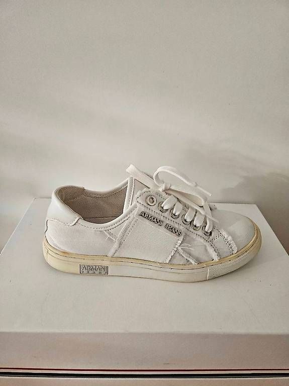 Scarpe da donna: Armani Jeans Sneaker Gr. 37 – Usato da Aarau venduto da chi_qnc5 1