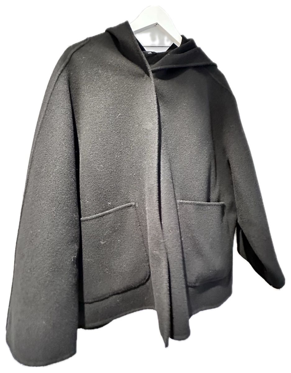 Max Mara Mäntel: Cappotto nero lana Weekend MaxMara Tg. 42 – Gebraucht aus Zürich von uri_bwv2