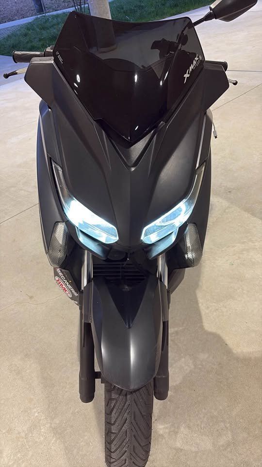 Yamaha Scooter: Yamaha X MAX YP250RA - DEFECTUEUX – Difettoso da Fribourg venduto da jimiJ13 2
