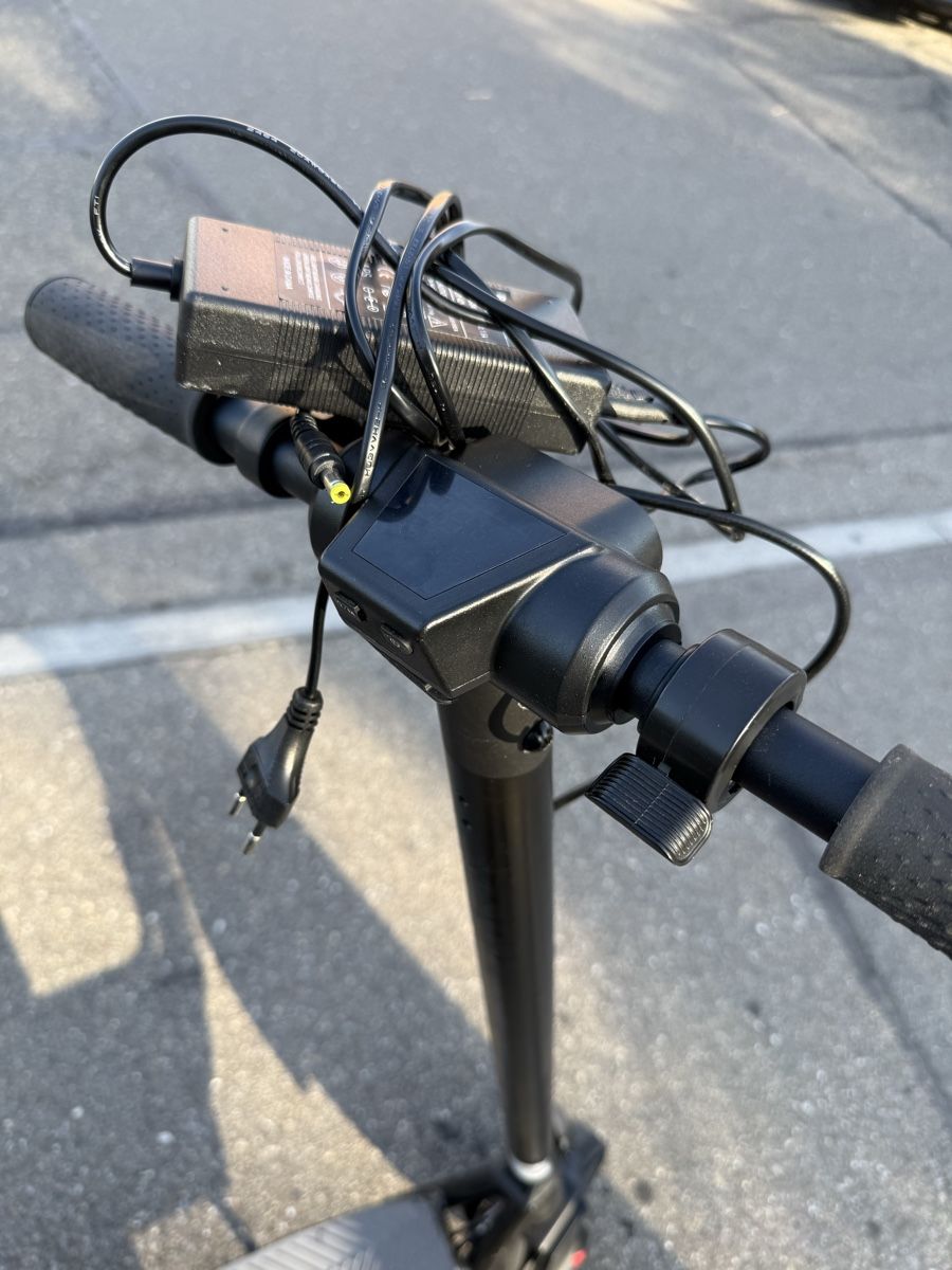 Scooters: Elektroroller mit Ladegerät – Gebraucht aus Dietikon von Ismail2060 1