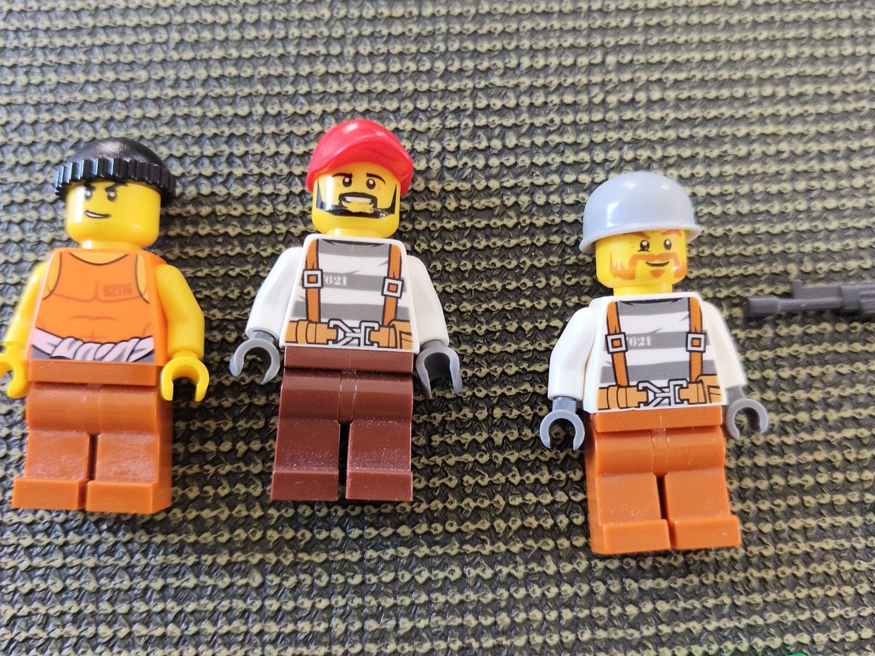 Lego Jouets: Set 10 Lego Figuren – D'occasion à Meilen par FAVALLID 2