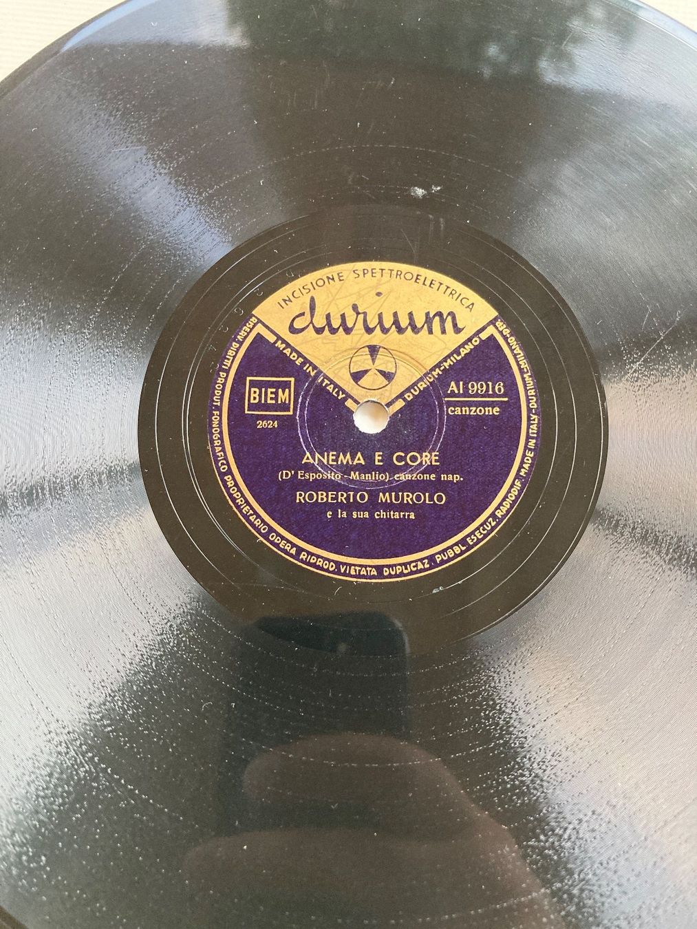 Schallplatten: Vier italienische Schellackplatten, eine davon sehr alt – Gebraucht aus Altstätten SG von orthophonix 2