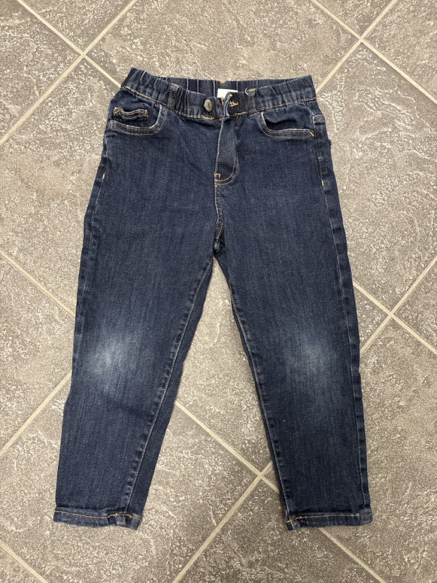 Zara Pantaloni: Zara Jeans Gr. 122 – Usato da Wohlen AG venduto da Tschiggi06