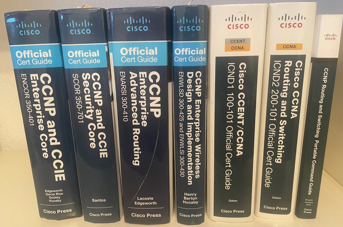 Cisco Modems & Router: Cisco-Lab zu verkaufen – Gebraucht aus Meierskappel von Maca0 1