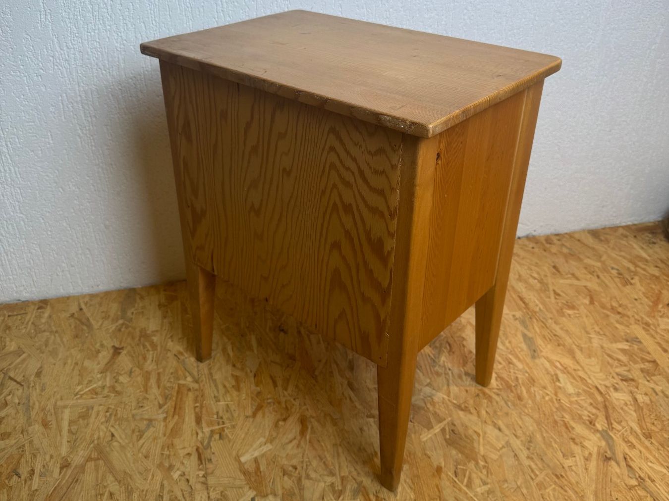 Commodes: Kleines Beistellmöbel – D'occasion à Winikon par Luzern330 2