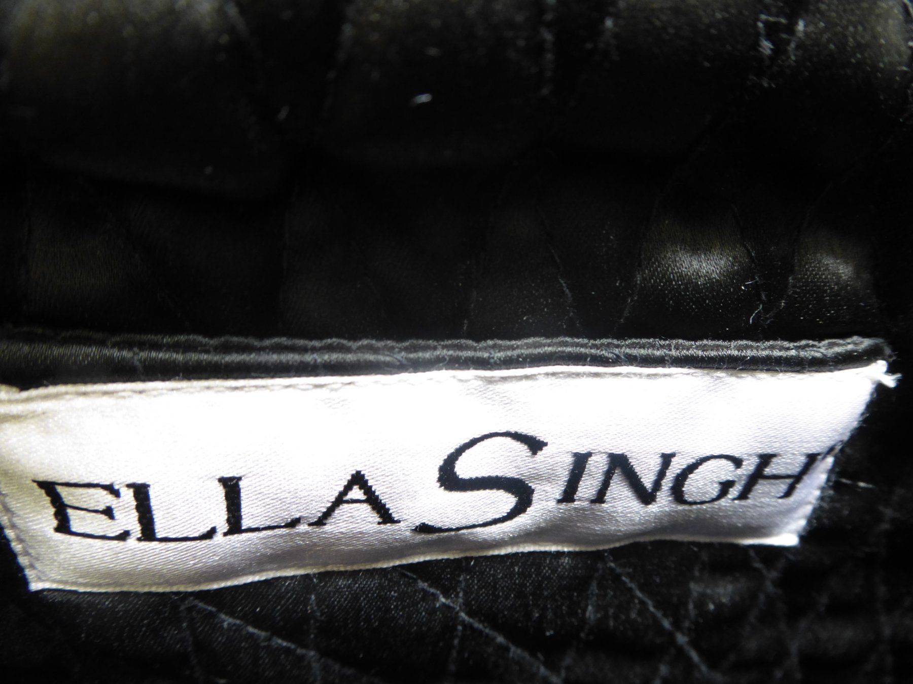 Borse da donna: Damenhandtasche von ELLA SINGH, Einzelstück – Usato da Pratteln venduto da Emmy 8
